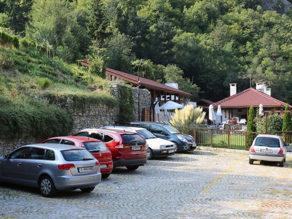 Aqua Varvara Hotel Vetren Dol Zewnętrze zdjęcie